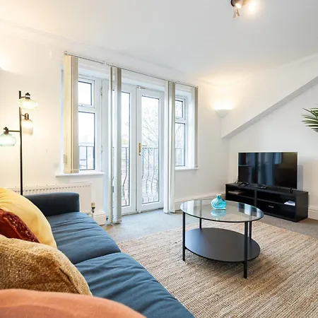 Apartman The Burton- Free Gated Parking