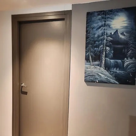 Διαμέρισμα Luxury 2 Bed On River, Wifi, Parking, Garden