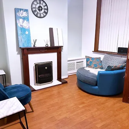 2dbed Tv Closetolocalsights Holiday home *