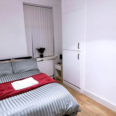 Σπίτι διακοπών 2dbed Close To Etihad Coop Live