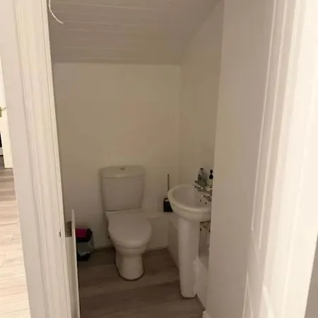 4 Bedroom Next To Apollo Hébergement de vacances Manchester