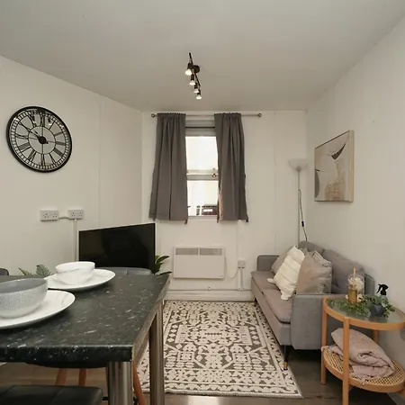 City Centre 2br Strong Wifi Apartament Manchester