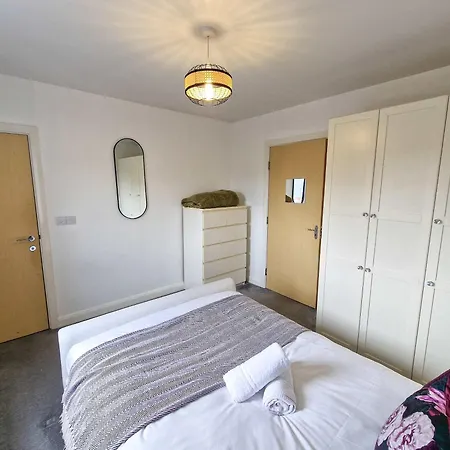 3 Bed Free Parking Near Centre * Mánchester