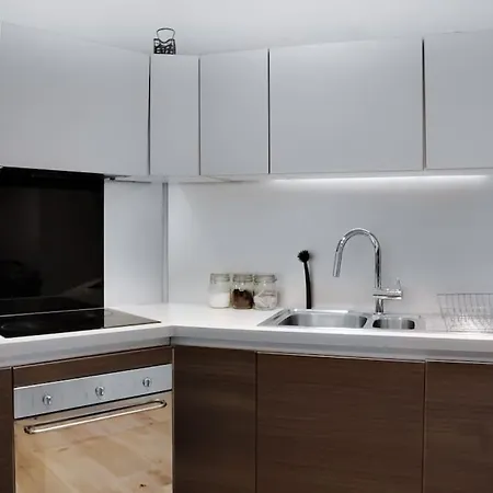 Elegant 2 Bedroom 2 Bathroom With Free Parking,city Centre Lejlighed