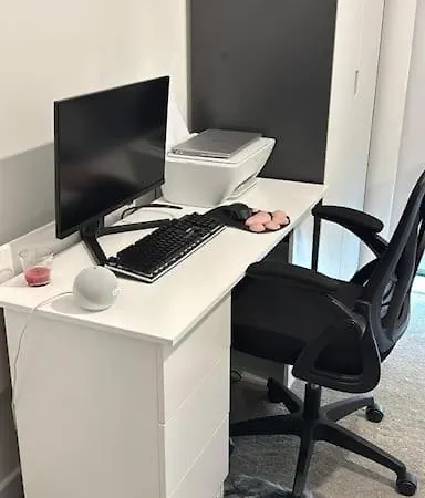 Moes Comfy Haven Apartamento