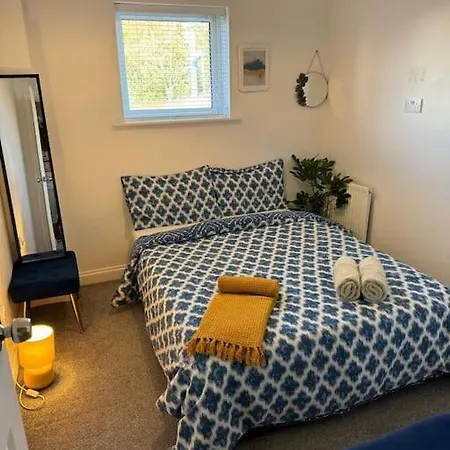 Modern 4-bed House Free Parking Walking Distance To Coop Live , Etihad, Ancoats And Centre *