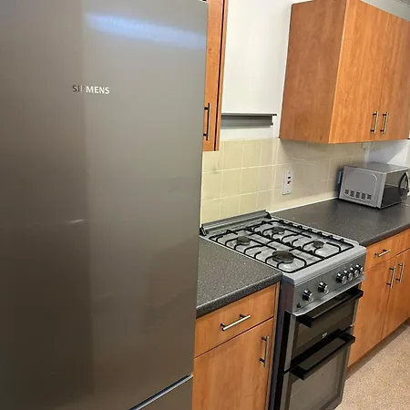 Apartment Lively 1 Bed Flat *