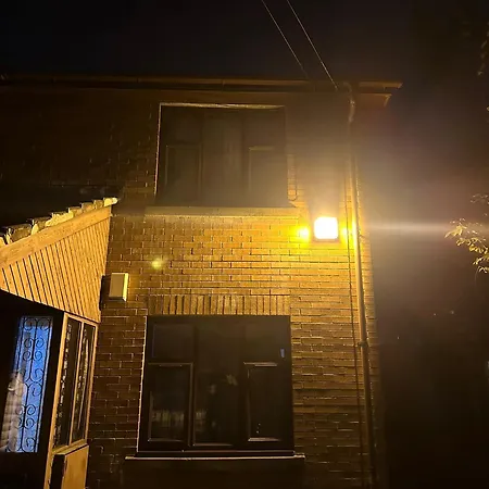 Lively 1 Bed Flat Manchester
