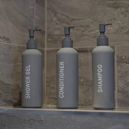 アパート Luxury 4 Bedroom *