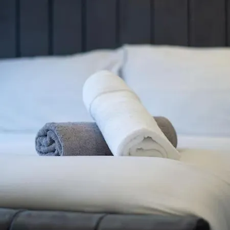 Apartamento Luxury 4 Bedroom *