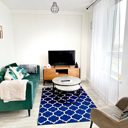 2br Duplex In Salford Mcr Sleeps4 Videos In Photos מנצ'סטר