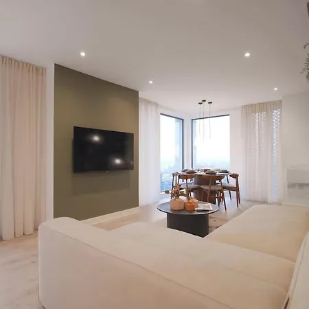 Apartment Midori By The Heim Residences
