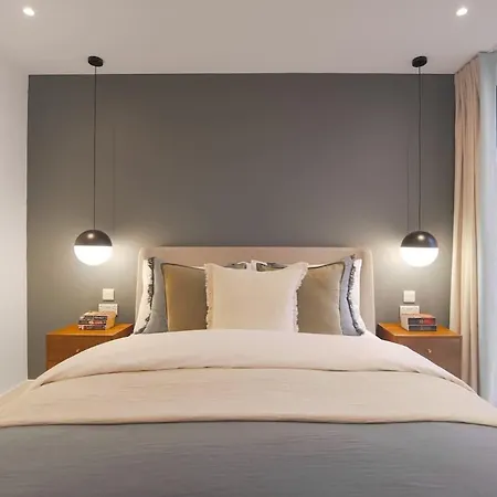 Midori By The Heim アパート