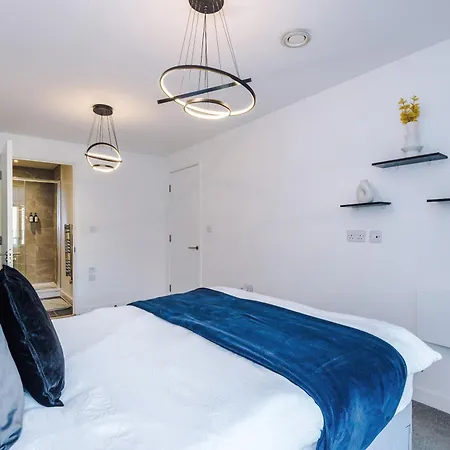 The Waterside Retreat