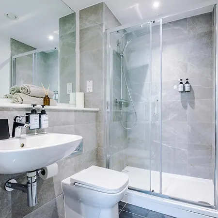 The Waterside Retreat *