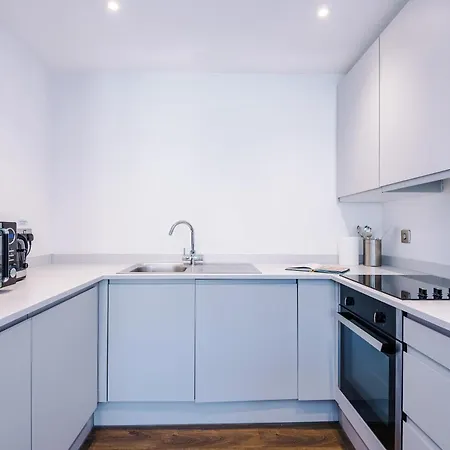 The Waterside Retreat *