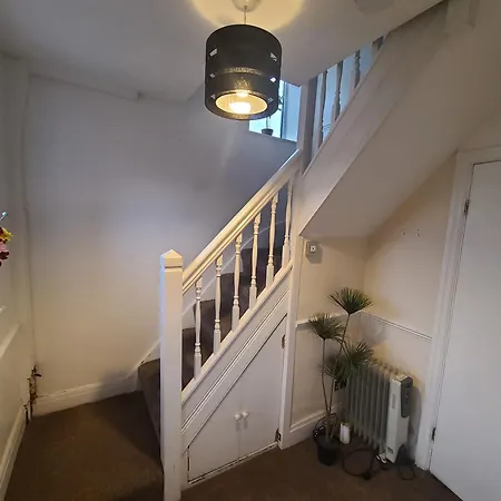 Grand House Near Etihad Coop Live Holiday home
