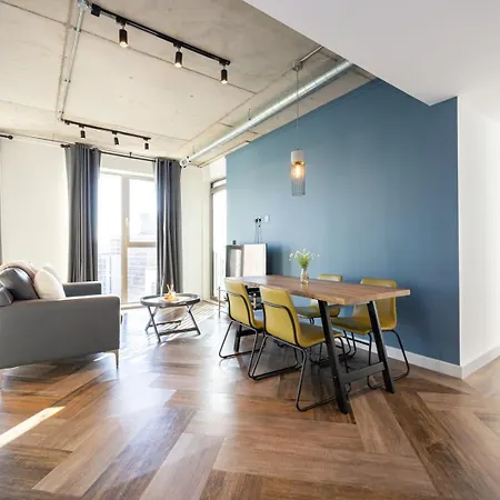 Guestready - Charming Retreat In Ancoats Манчестер
