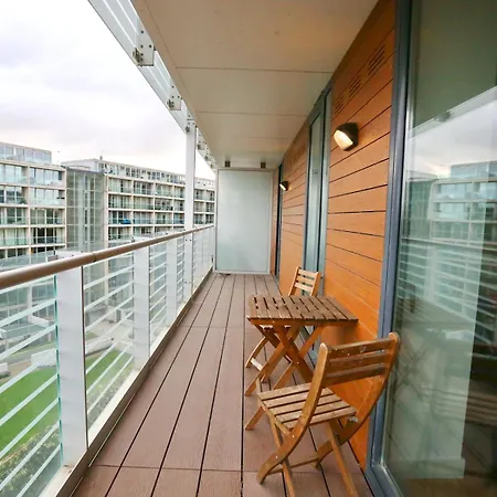Canal Side & Great View Walk To Manchester - Pass The Keys * مانشستر