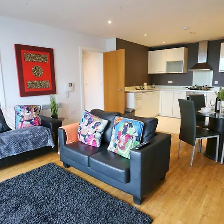 Pass The Keys Stunning Views Canal Side Flat With Free Parking * Manchester