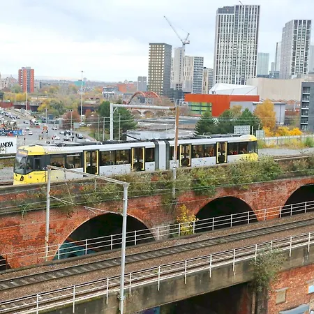 شقة Canal Side & Great View Walk To Manchester - Pass The Keys مانشستر