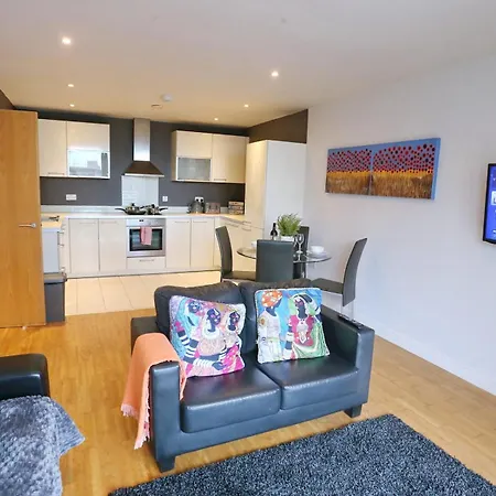 شقة Canal Side & Great View Walk To Manchester - Pass The Keys *