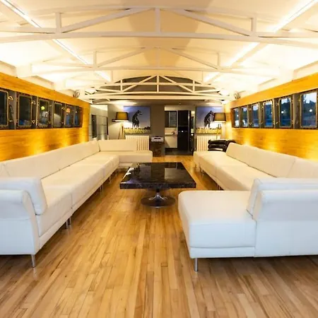 Stunning 130ft Classic Yacht Botel Manchester