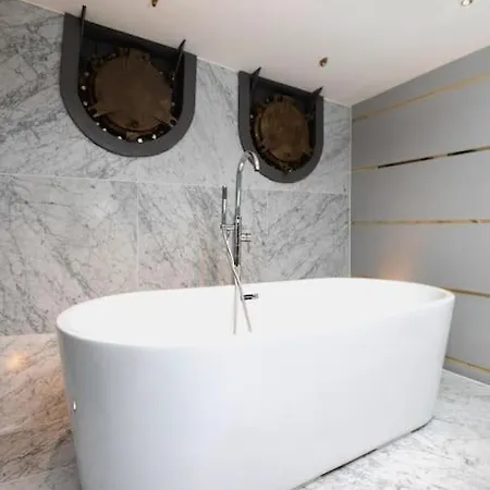 Botel Stunning 130ft Classic Yacht