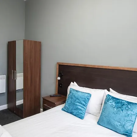 Imperial Salford 3* סלפורד