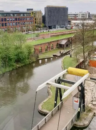 Apartment 1 Bed Ancoats Canalside Flat Centre *