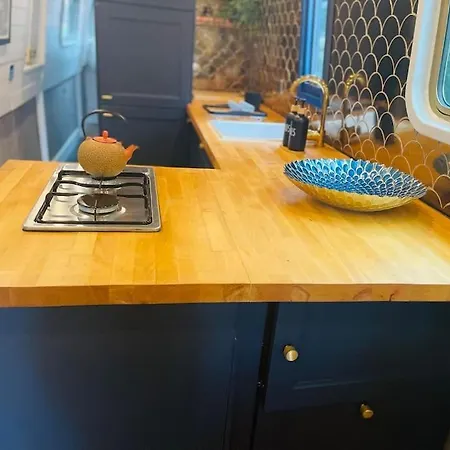 Bespoke Narrowboat Lejlighed