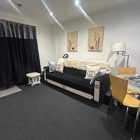アパート Cozy 5 Min Walk From Arena マンチェスター