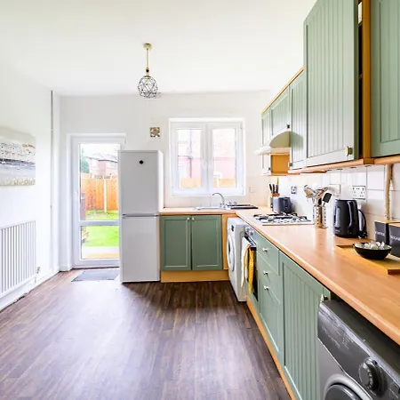 Сasa de vacaciones Trafford Eden - 3 Bed Near Old Trafford And Trafford Centre With Free Parking Mánchester