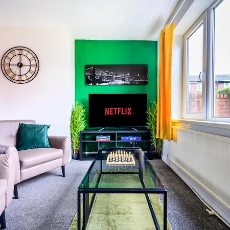 Nyaraló Trafford Eden - 3 Bed Near Old Trafford And Trafford Centre With Free Parking Manchester