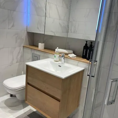 Pretty Pink Posh Penthouse *