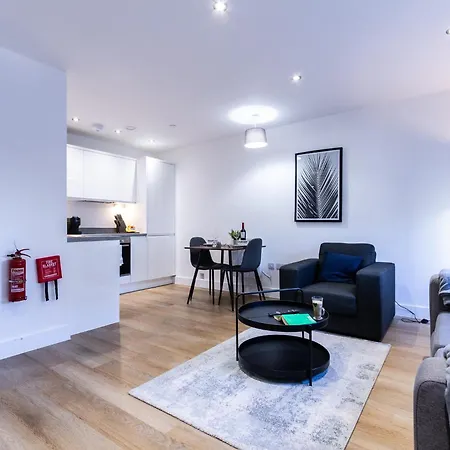 Trendy In The Heart Of Mcr With Parking Apartment Manchester