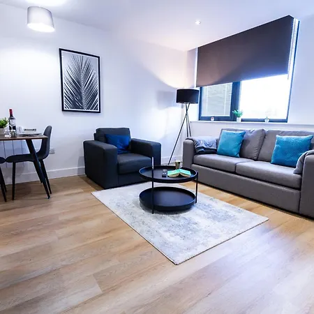 Trendy In The Heart Of Mcr With Parking *