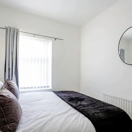 Holiday home 4 Bedroom House, Great Location! *