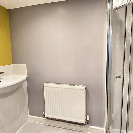 Holiday home Newly Refurbished 4bedroom Townhouse By The Etihad Manchester