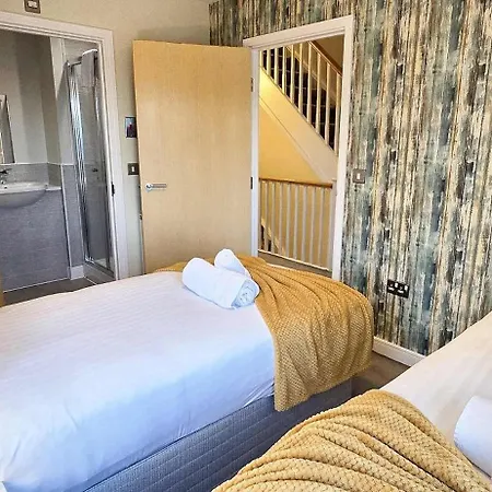 Newly Refurbished 4bedroom Townhouse By The Etihad *