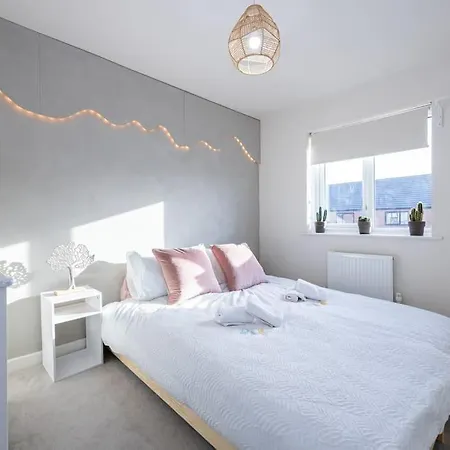 Trox - A Cosy Escape - Free Parking *