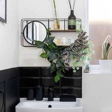 Trox - Cosy Vibes - Free Parking - Zero Fuss Manchester