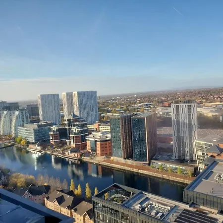 Vakantiehuis 2 Bed Media Flat Salford Quays *