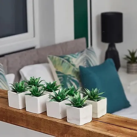 Cosy & Modern - City Centre Apartment *