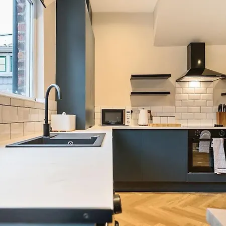 2 Bed House Near Etihad & Centre Dom wakacyjny *