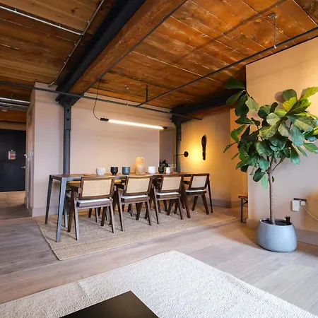 Hangar By The Heim Residences * マンチェスター