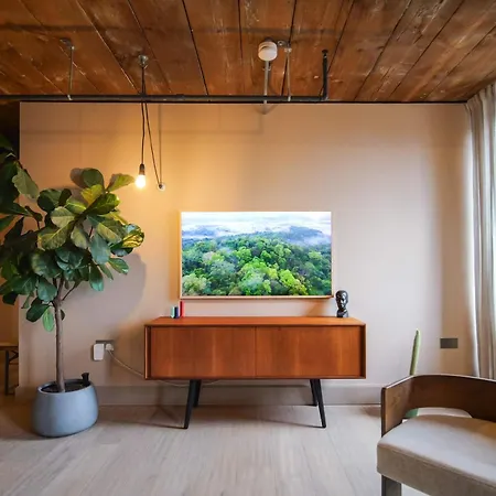 Apartment Hangar By The Heim Residences