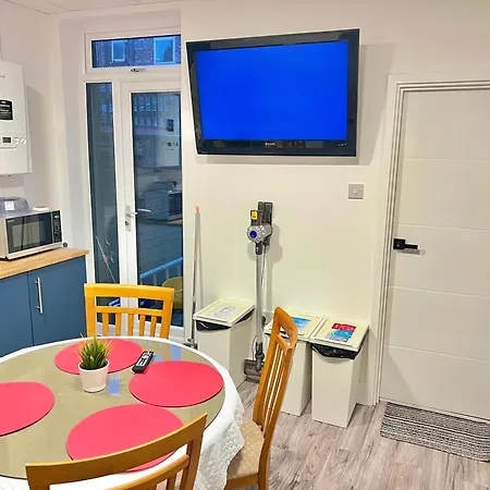 Lux 2 Bed 2 Bath Coop Arena, Stadium, Sport City, Picadilly Lägenhet Manchester