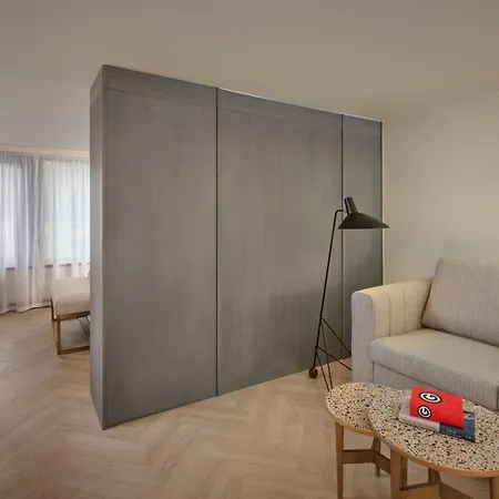 The Reach At Piccadilly, Manchester, A Tribute Portfolio Mánchester