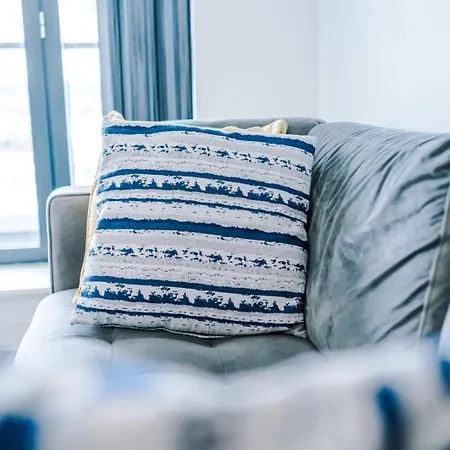 Centre - Luxury Two Bedroom